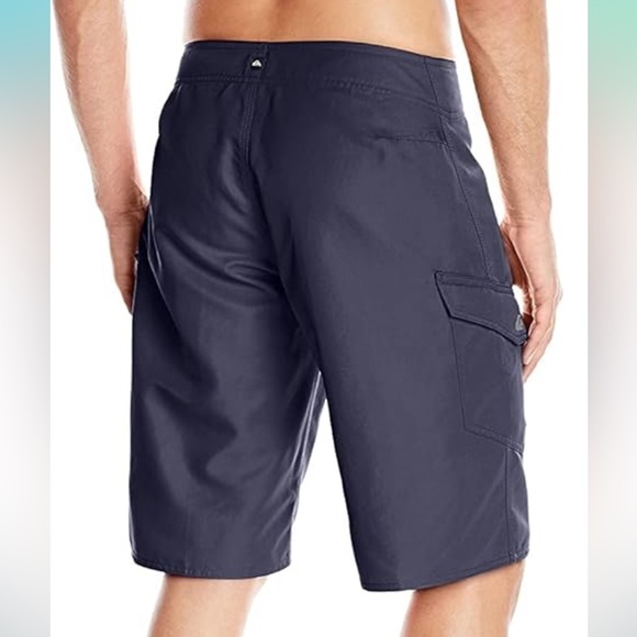 NWOT Quiksilver Men's Manic Cameo 22 Inch Board Short Sz 32 - Picture 2 of 8